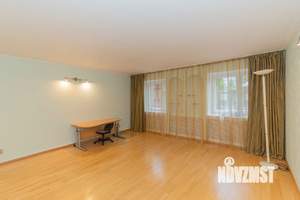 Дом 103м², 2-этажный, на длительный срок,