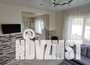 Дом 200м², 2-этажный, посуточно,