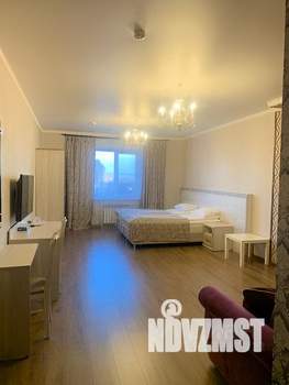 Дом 300м², 3-этажный, на длительный срок,