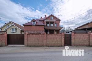 Дом 700м², 3-этажный, посуточно,