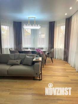 Дом 250м², 2-этажный, посуточно,