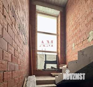 Таунхаус 240м², 2-этажный, участок 11 сот.