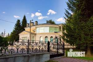 Дом 800м², 4-этажный, участок 210 сот.