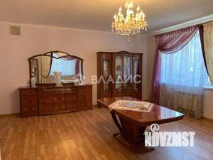 Таунхаус 315м², 3-этажный, участок 4 сот.