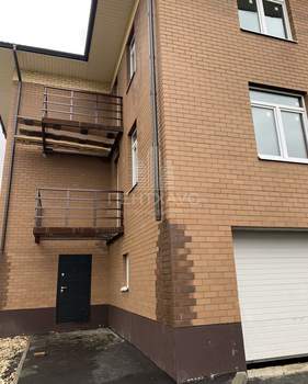 Дом 178м², 3-этажный, участок 3 сот.