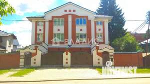 Дом 629м², 3-этажный, участок 8 сот.