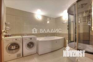 Таунхаус 315м², 3-этажный, участок 4 сот.