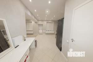 Таунхаус 200м², 3-этажный, участок 1 сот.