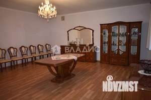 Дом 629м², 3-этажный, участок 8 сот.