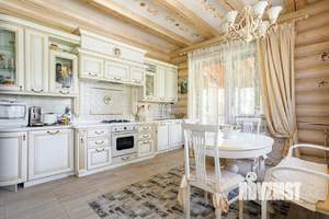 Дом 275м², 2-этажный, участок 14 сот.