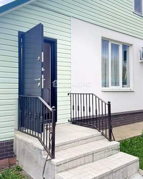 Дом 110м², 2-этажный, участок 15 сот.