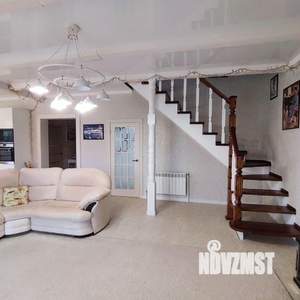 Коттедж 180м², 2-этажный, участок 9 сот.