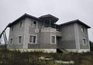 Дом 300м², 2-этажный, участок 13 сот.