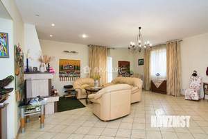 Дом 417м², 4-этажный, участок 9 сот.