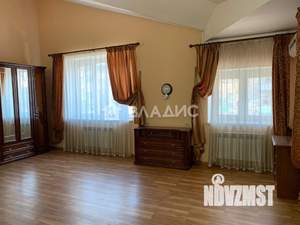 Таунхаус 315м², 3-этажный, участок 4 сот.