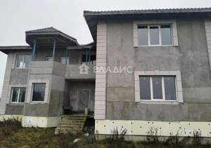 Дом 300м², 2-этажный, участок 13 сот.