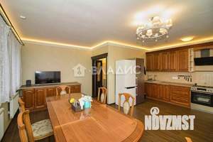 Дом 251м², 3-этажный, участок 6 сот.