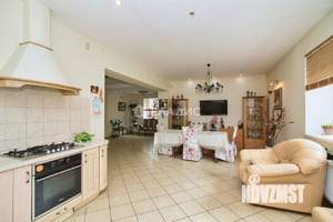 Дом 417м², 4-этажный, участок 9 сот.