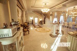 Коттедж 800м², 4-этажный, участок 210 сот.