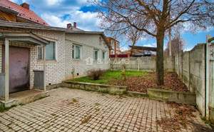 Дом 228м², 3-этажный, участок 5 сот.