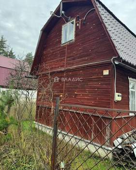 Дача 30м², 2-этажный, участок 4 сот.