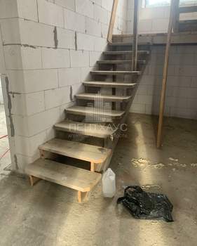 Дом 165м², 2-этажный, участок 4 сот.