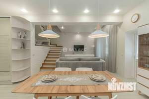 Таунхаус 200м&sup2;, 3-этажный, на длительный срок, 