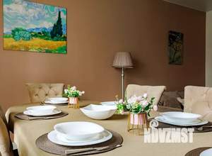 Дом 220м&sup2;, 3-этажный, посуточно, 