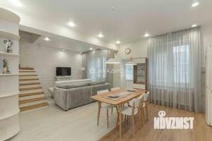 Таунхаус 200м², 3-этажный, на длительный срок, 