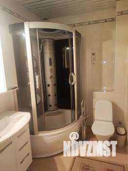 Дом 170м&sup2;, 2-этажный, посуточно, 