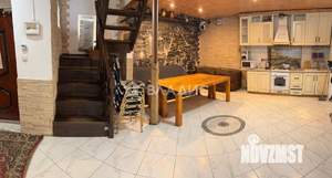 Дом 100м&sup2;, 2-этажный, на длительный срок, 