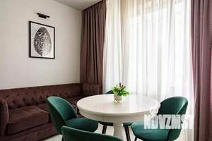 Дом 220м&sup2;, 3-этажный, посуточно, 