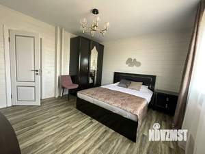 Дом 250м², 2-этажный, на длительный срок, 