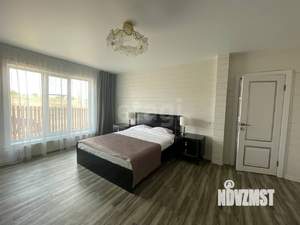 Дом 250м², 2-этажный, на длительный срок, 
