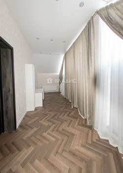 Дом 160м&sup2;, 2-этажный, на длительный срок, 