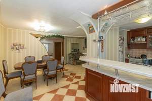 Таунхаус 215м², 2-этажный, на длительный срок, 