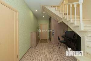 Таунхаус 200м², 3-этажный, на длительный срок, 