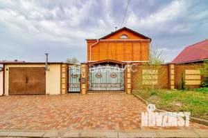 Дом 251м², 3-этажный, участок 6 сот.  