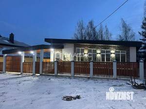 Дом 222м&sup2;, 2-этажный, участок 8 сот.  