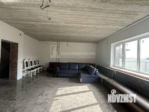 Таунхаус 180м², 3-этажный, участок 4 сот.  
