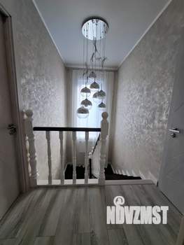 Коттедж 287м², 2-этажный, участок 6 сот.  