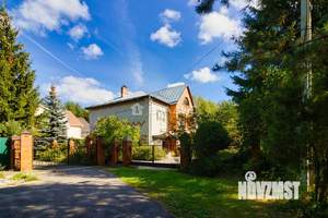 Дом 240м², 2-этажный, участок 17 сот.  