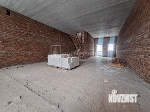 Таунхаус 195м&sup2;, 3-этажный, участок 2 сот.  