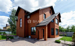 Дом 186м&sup2;, 2-этажный, участок 8 сот.  