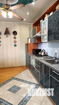 Дом 165м&sup2;, 3-этажный, участок 4 сот.  