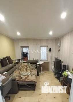 Дом 200м&sup2;, 2-этажный, участок 6 сот.  