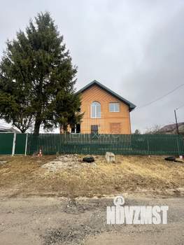 Дом 266м², 3-этажный, участок 10 сот.  