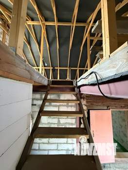 Коттедж 200м&sup2;, 2-этажный, участок 8 сот.  