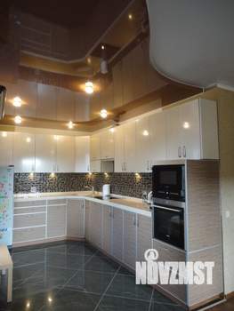 Коттедж 260м², 2-этажный, участок 8 сот.  