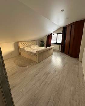 Дом 150м², 2-этажный, участок 11 сот.  